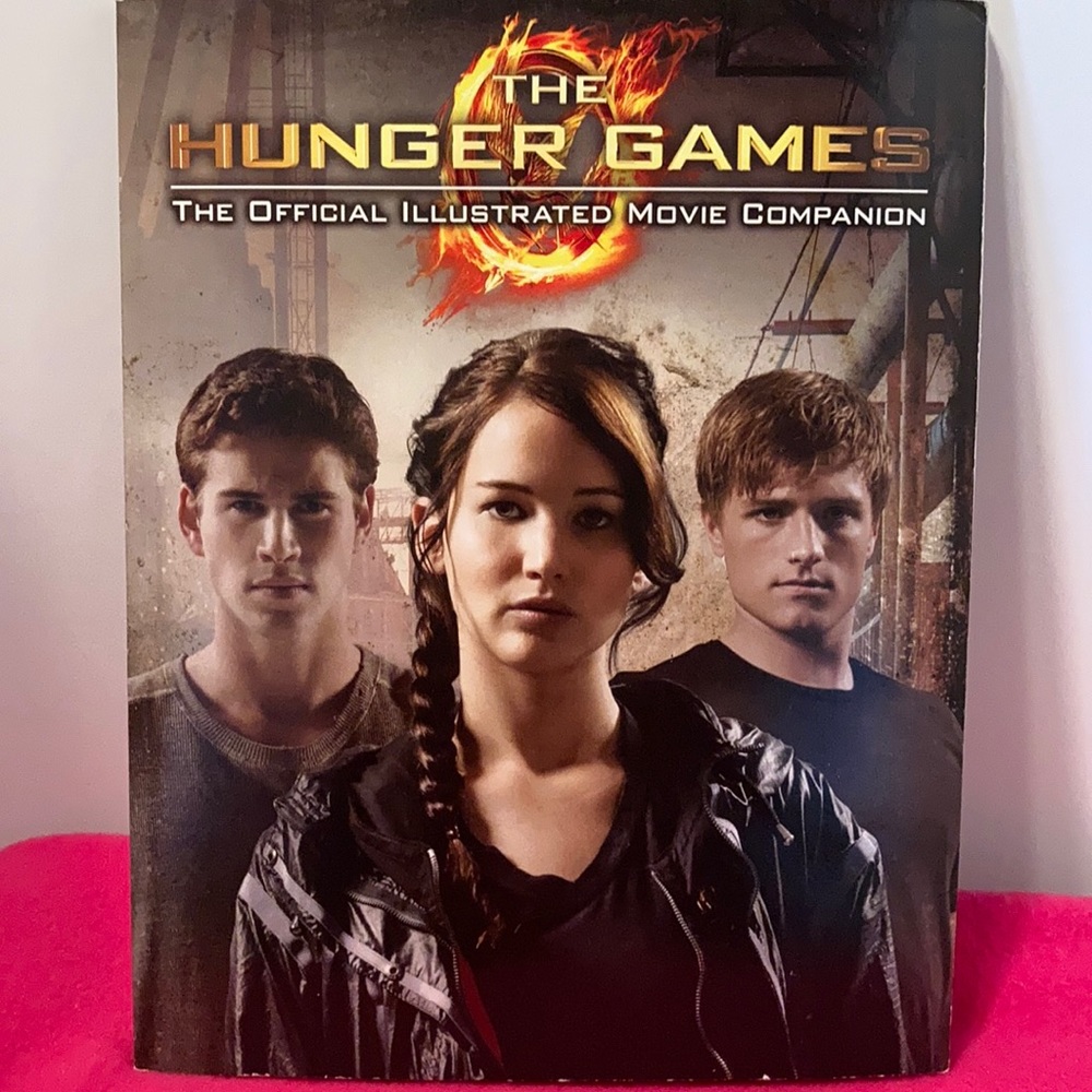 Hunger Games Official Movie Guide
